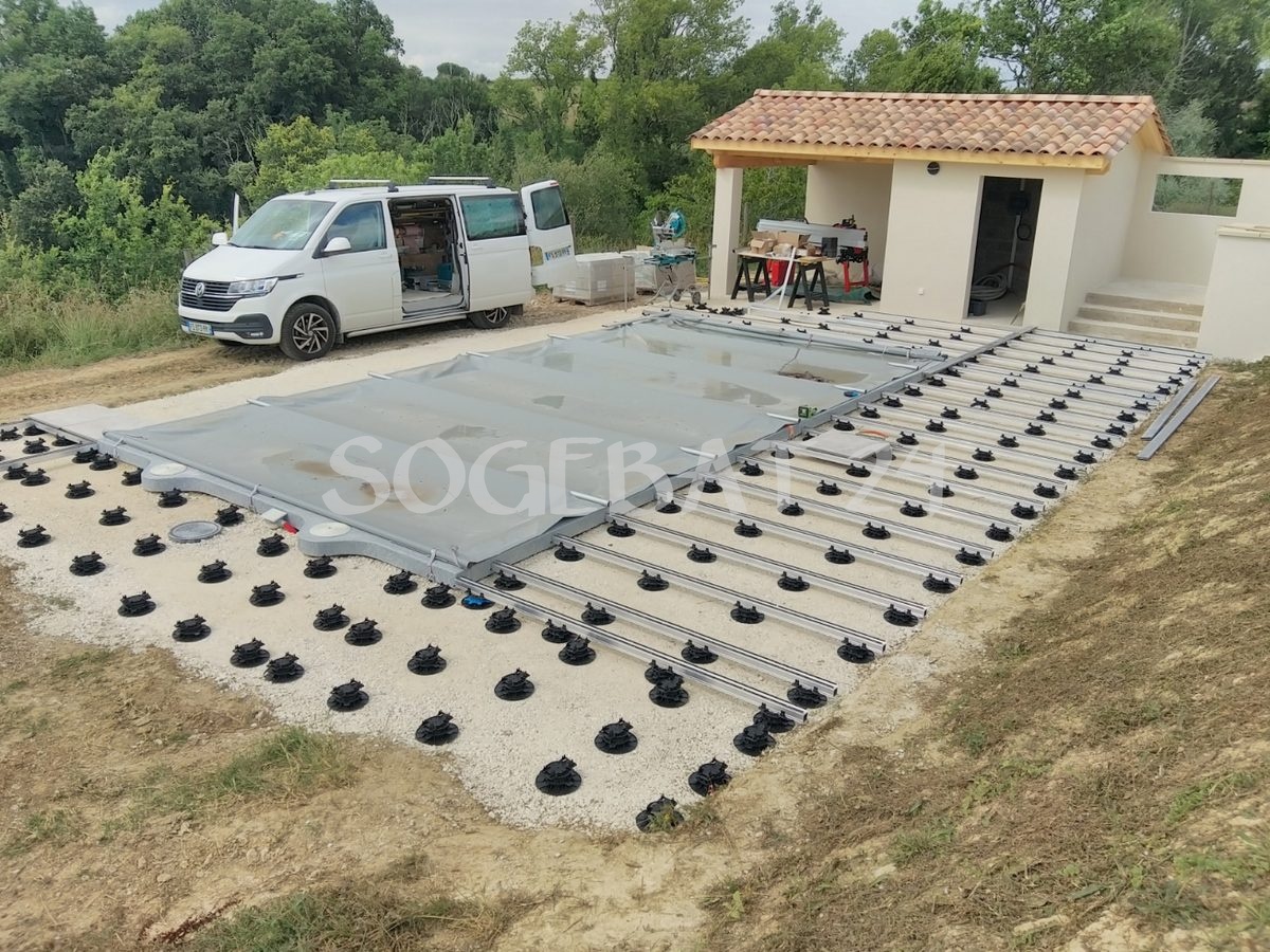 Construction de piscine avec terrasse et abords - Chazottes – 31