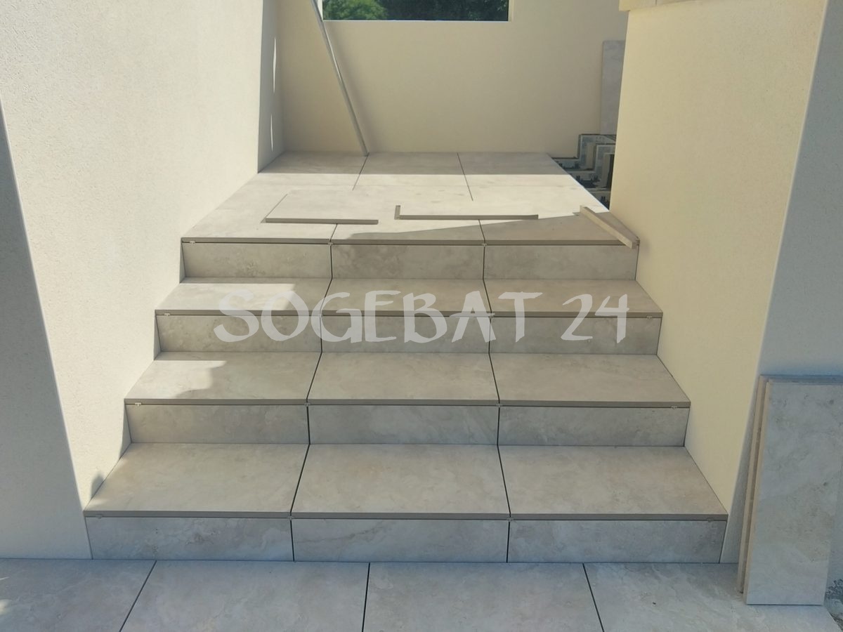 Construction de piscine avec terrasse et abords - Chazottes – 16