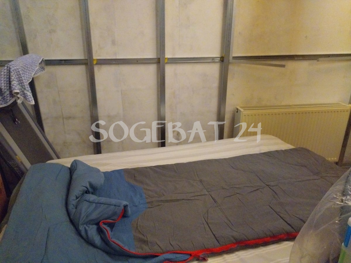 Rénovation intérieure avec isolation et finitions placo - Jareton – 16