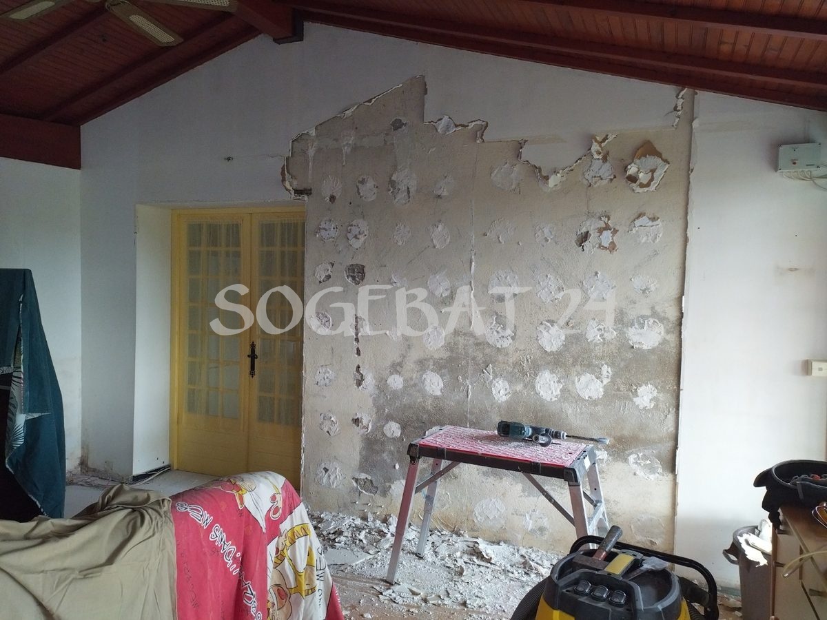 Rénovation intérieure avec isolation et finitions placo - Jareton – 12