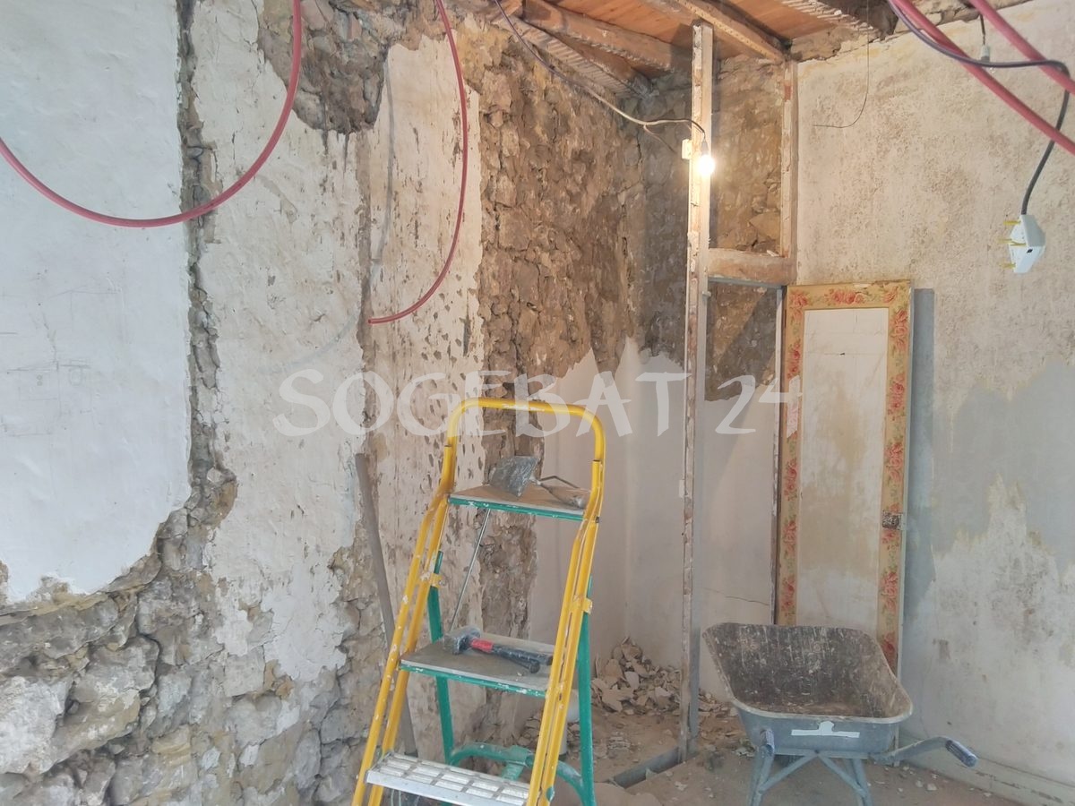 Rénovation intérieure complète à Sainte-Eulalie – 38