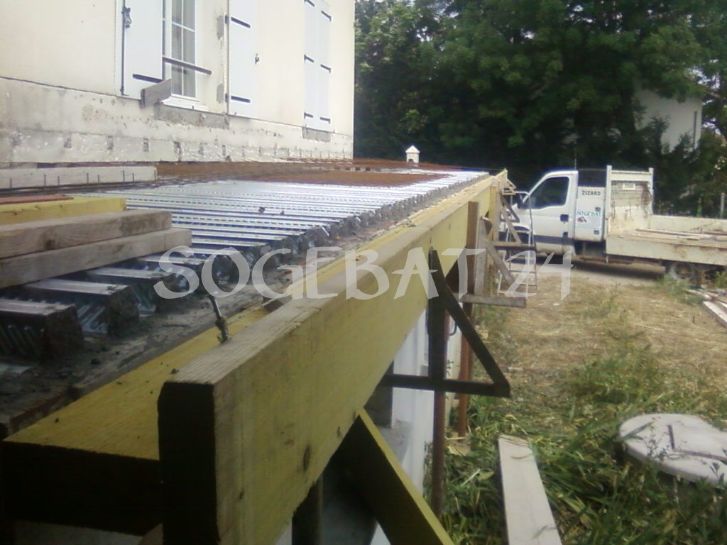 Terrasse Lacroix - Construction toiture terrasse avec structure métallique – 32