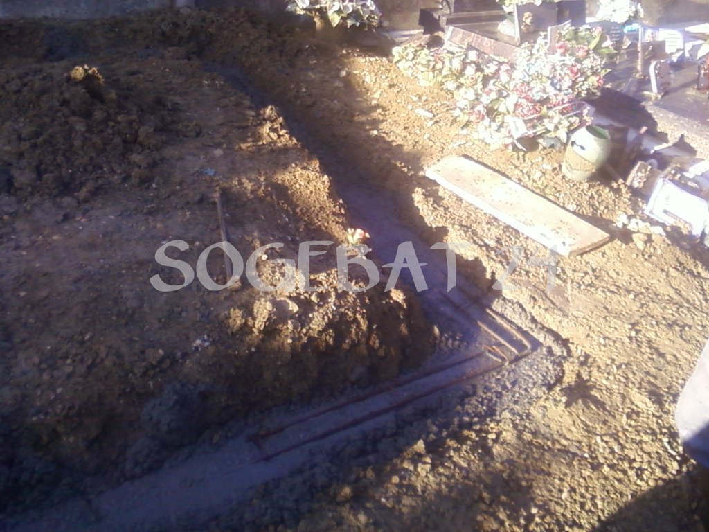 Travaux de terrassement et pose de bordures - Cimetière – 4