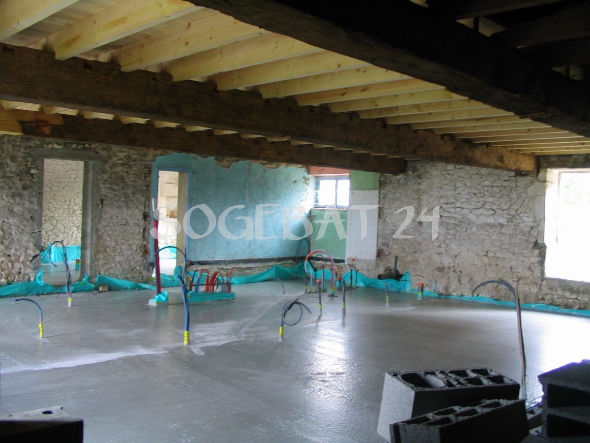 Rénovation complète avec dallage - Le Septy, Pomport à Pomport