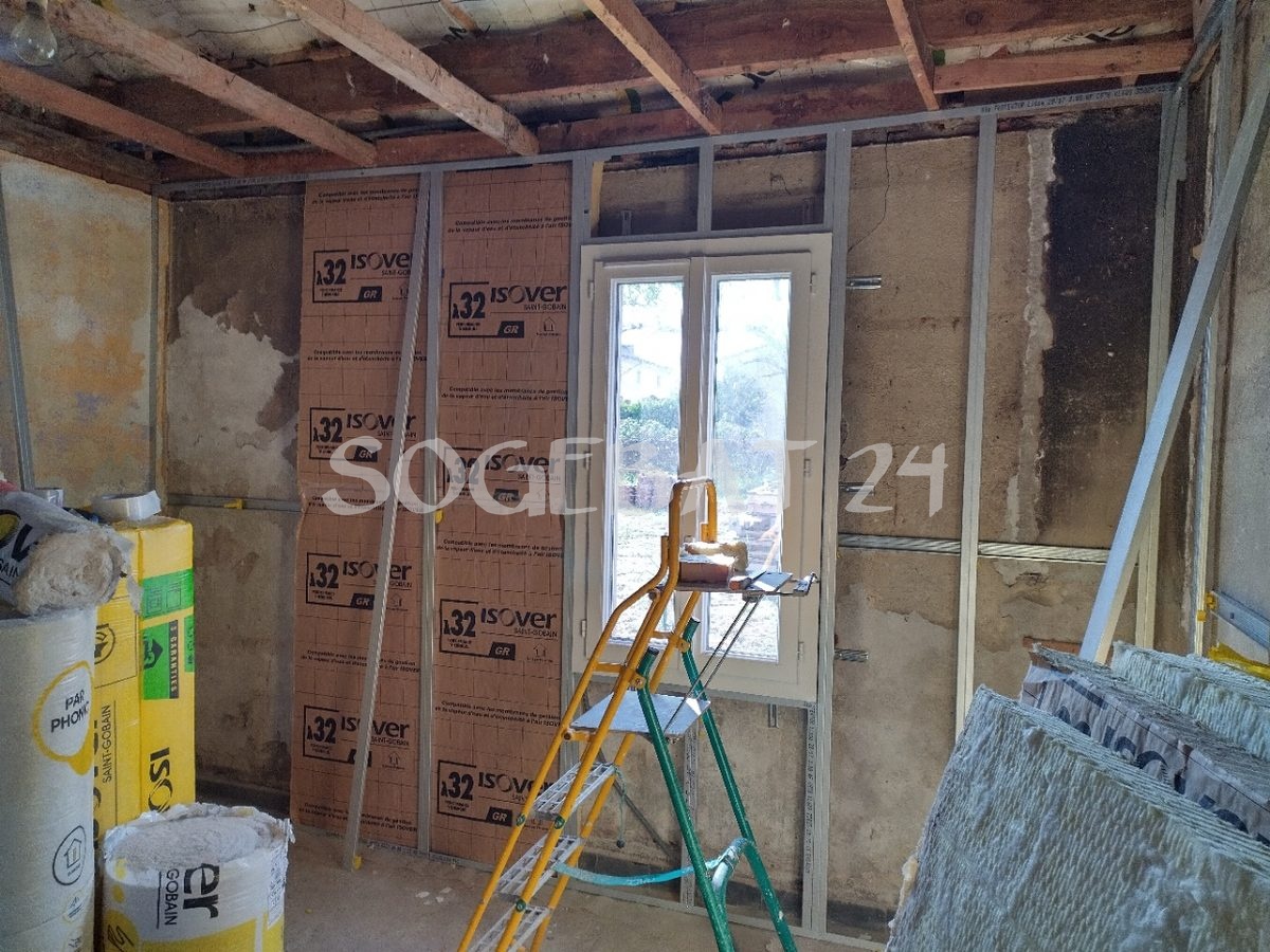 Rénovation intérieure - Cloisons et menuiserie à Le Fleix – 21