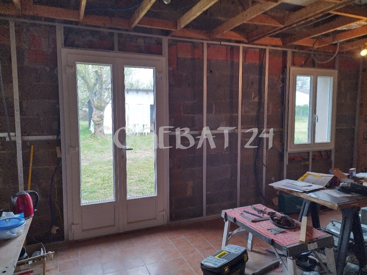 Rénovation intérieure - Cloisons et menuiserie à Le Fleix – 16