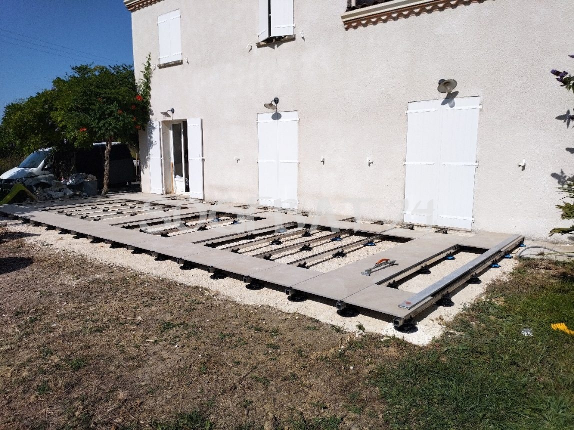 Rénovation terrasse extérieure  sur plots et profils – 15