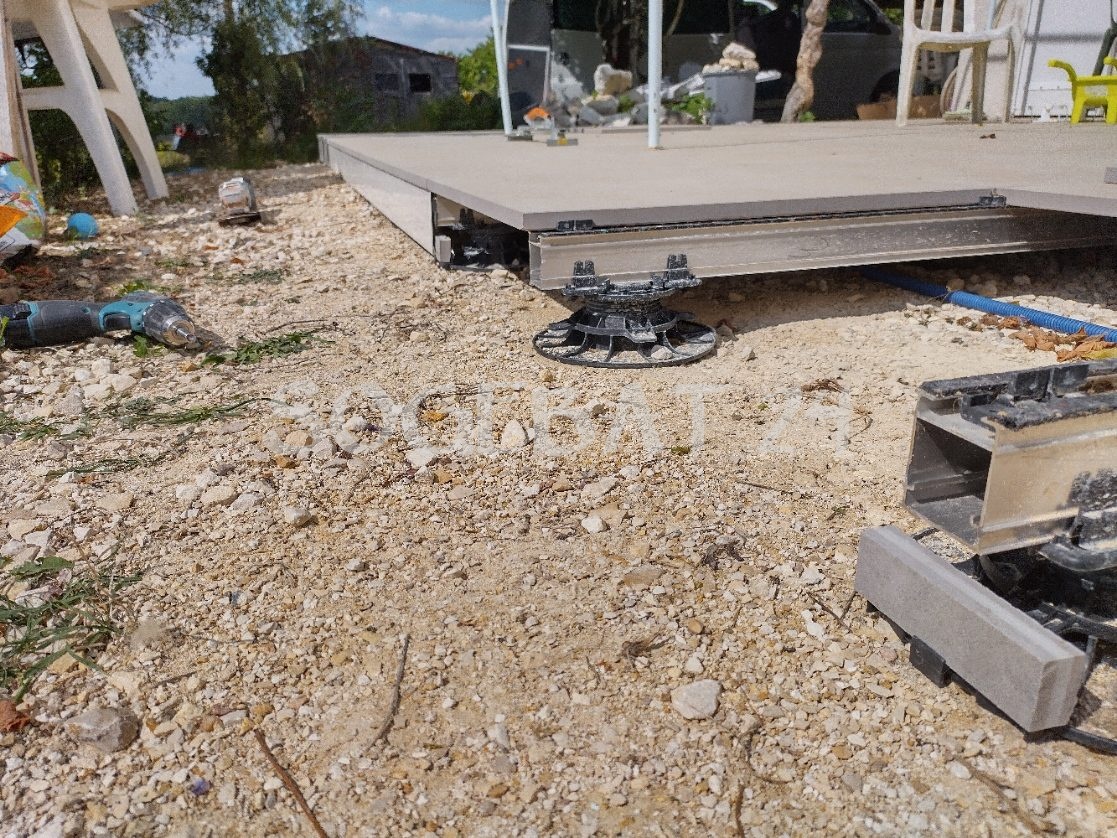 Rénovation terrasse extérieure  sur plots et profils – 10