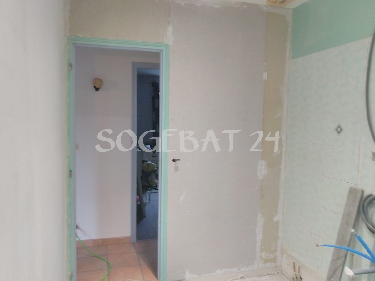 Rénovation salle de bains et finitions intérieures - Pignac – 14