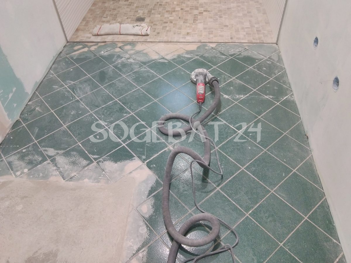Rénovation salle de bains et finitions intérieures - Pignac – 12