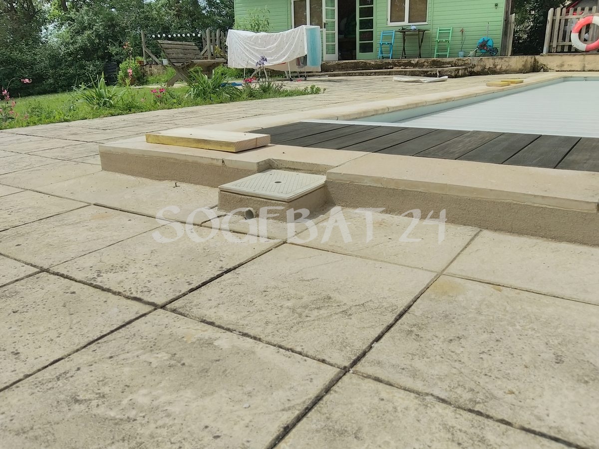Rénovation de terrasse extérieure avec pose de dallage et aménagements – 3